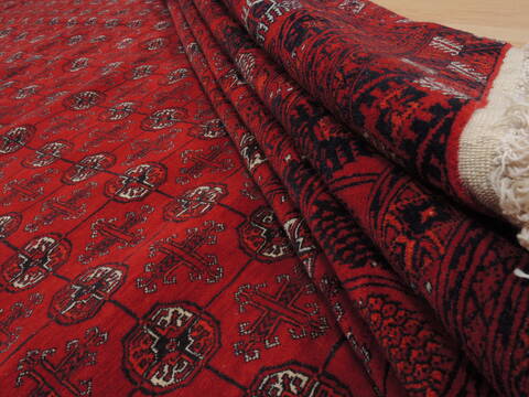 Khan Mohammadi Red Hand Knotted 910 X 157  Area Rug 100-109751 Image 12