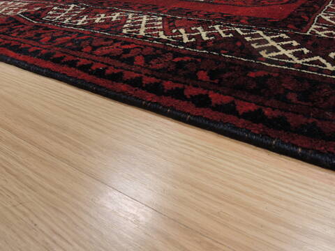 Khan Mohammadi Red Runner Hand Knotted 38 X 94  Area Rug 100-109762 Image 7