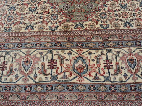 Mahi Green Hand Knotted 100 X 146  Area Rug 100-109766 Image 12