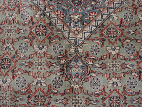 Mahi Green Hand Knotted 100 X 146  Area Rug 100-109766 Image 13