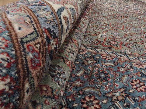 Mahi Green Hand Knotted 100 X 146  Area Rug 100-109766 Image 16