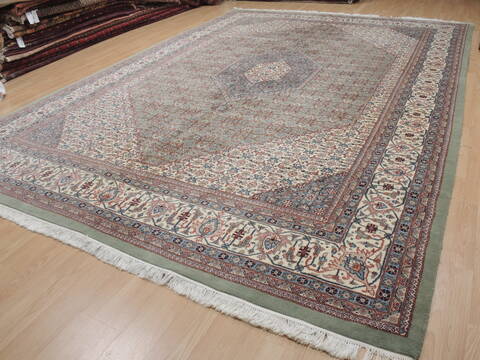 Mahi Green Hand Knotted 100 X 146  Area Rug 100-109766 Image 2