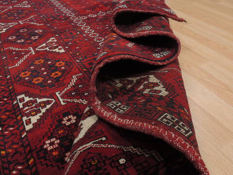 Khan Mohammadi Red Hand Knotted 57 X 73  Area Rug 100-109811 Image 14