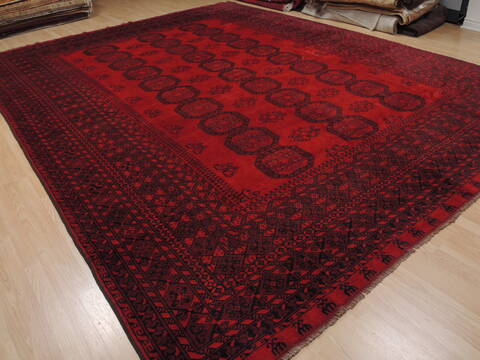 Khan Mohammadi Red Hand Knotted 109 X 137  Area Rug 100-109814 Image 3