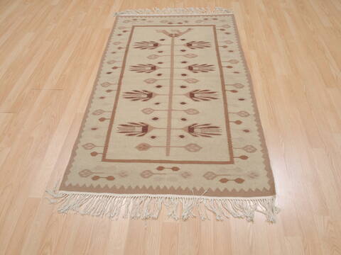 Kilim Beige Flat Woven 30 X 50  Area Rug 100-109816 Image 1
