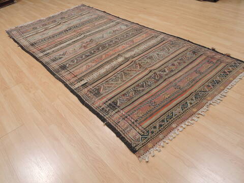 Kilim Beige Runner Flat Woven 46 X 94  Area Rug 100-109831 Image 10