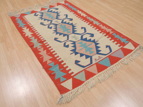 Kilim Red Flat Woven 39 X 58  Area Rug 100-109839 Image 3
