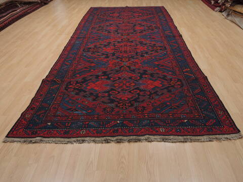 Kilim Red Flat Woven 57 X 129  Area Rug 100-109872 Image 1