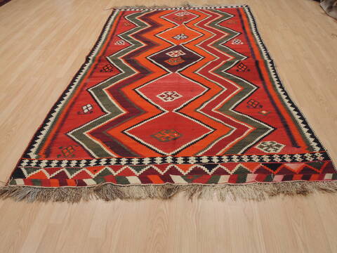 Kilim Red Flat Woven 51 X 86  Area Rug 100-109902 Image 1