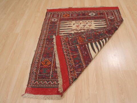 Kilim Red Square Flat Woven 37 X 40  Area Rug 100-109917 Image 8