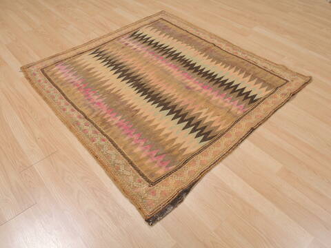 Kilim Beige Square Flat Woven 43 X 43  Area Rug 100-109919 Image 2