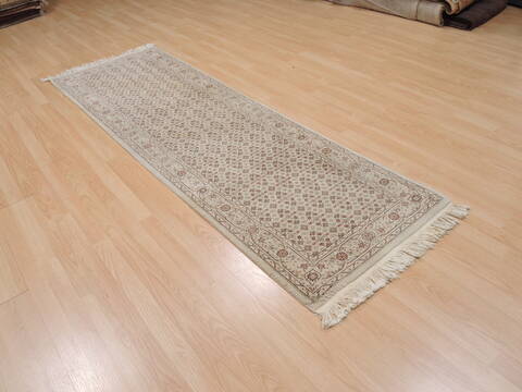 Herati Beige Runner Hand Knotted 26 X 80  Area Rug 100-109948 Image 3