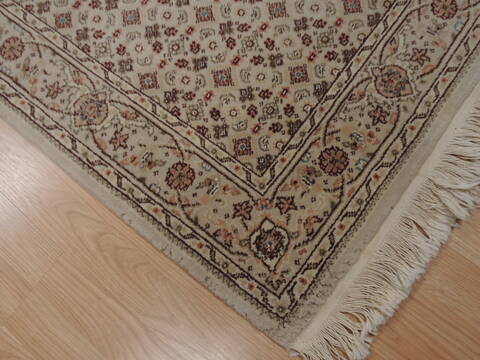 Herati Beige Runner Hand Knotted 26 X 80  Area Rug 100-109948 Image 4