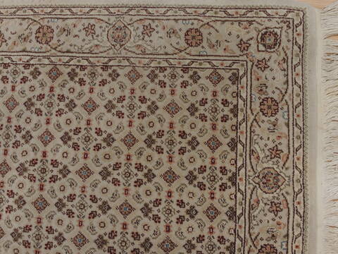 Herati Beige Runner Hand Knotted 26 X 80  Area Rug 100-109948 Image 5