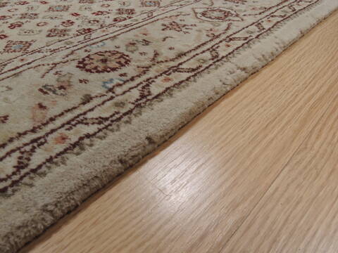 Herati Beige Runner Hand Knotted 26 X 80  Area Rug 100-109948 Image 8