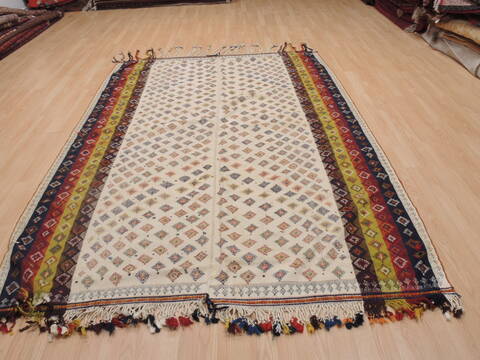 Kilim Beige Flat Woven 62 X 90  Area Rug 100-109977 Image 1