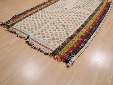 Kilim Beige Flat Woven 62 X 90  Area Rug 100-109977 Image 2