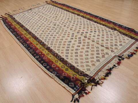Kilim Beige Flat Woven 62 X 90  Area Rug 100-109977 Image 3