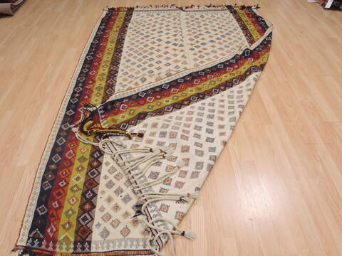 Kilim Beige Flat Woven 62 X 90  Area Rug 100-109977 Image 5