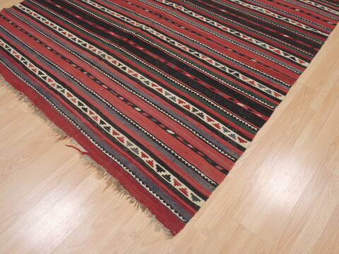 Kilim Red Flat Woven 62 X 94  Area Rug 100-109987 Image 6