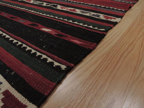 Kilim Red Flat Woven 62 X 94  Area Rug 100-109987 Image 7