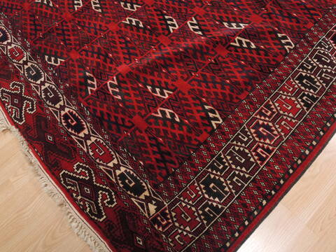 Turkman Red Hand Knotted 68 X 118  Area Rug 100-110112 Image 6