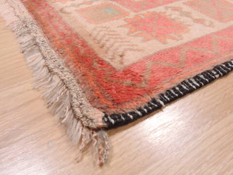 Baluch Beige Hand Knotted 32 X 57  Area Rug 100-110208 Image 10
