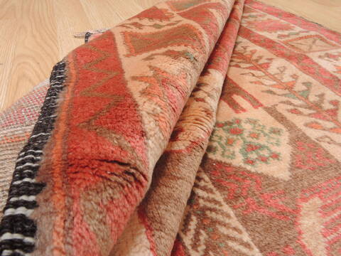 Baluch Beige Hand Knotted 32 X 57  Area Rug 100-110208 Image 11