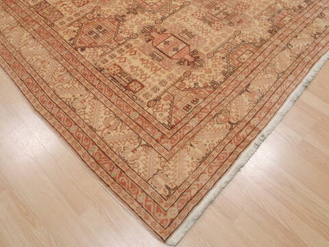 Kayseri Beige Hand Knotted 79 X 121  Area Rug 100-110251 Image 5