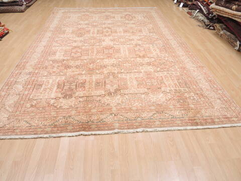 Kayseri Beige Hand Knotted 79 X 121  Area Rug 100-110251 Image 7