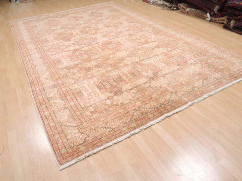 Kayseri Beige Hand Knotted 79 X 121  Area Rug 100-110251 Image 8