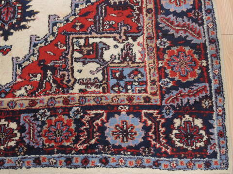 Heriz Beige Hand Knotted 61 X 88  Area Rug 100-110256 Image 10