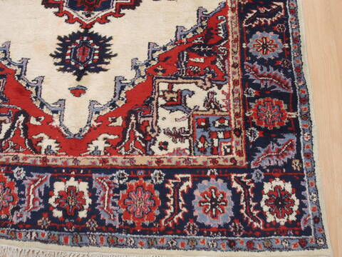 Heriz Beige Hand Knotted 61 X 88  Area Rug 100-110256 Image 6