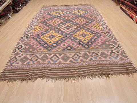 Kilim Brown Flat Woven 69 X 118  Area Rug 100-110265 Image 1