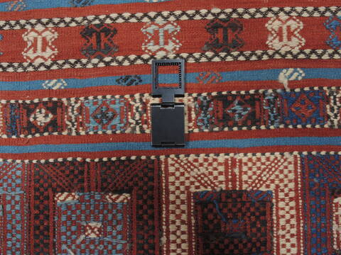 Kilim Red Hand Knotted 411 X 73  Area Rug 100-110266 Image 9