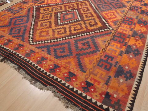 Kilim Red Flat Woven 101 X 162  Area Rug 100-110279 Image 2