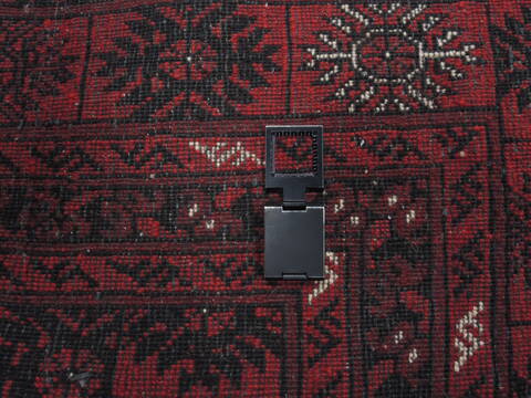 Khan Mohammadi Red Hand Knotted 910 X 127  Area Rug 100-110286 Image 12