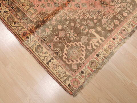 Khan Mohammadi Beige Hand Knotted 60 X 88  Area Rug 100-110321 Image 3