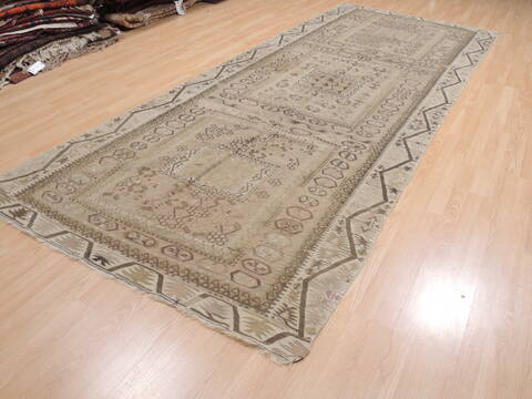 Kilim Beige Runner Flat Woven 51 X 129  Area Rug 100-110410 Image 2