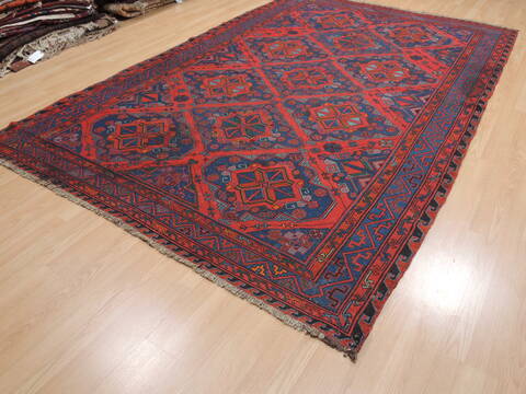 Kilim Red Flat Woven 71 X 110  Area Rug 100-110411 Image 2