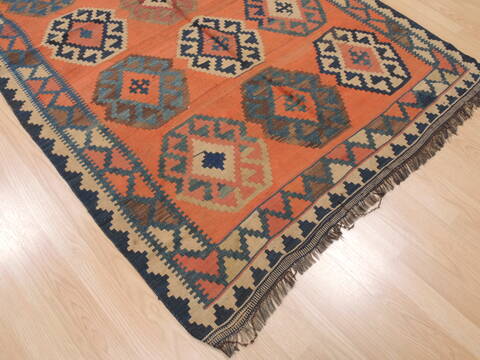 Kilim Red Flat Woven 47 X 77  Area Rug 100-110424 Image 4
