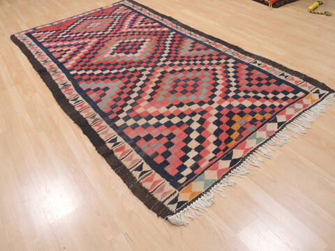 Kilim Multicolor Flat Woven 49 X 92  Area Rug 100-110504 Image 3