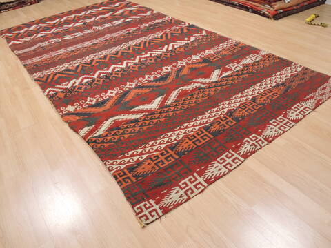Kilim Red Flat Woven 64 X 123  Area Rug 100-110509 Image 3