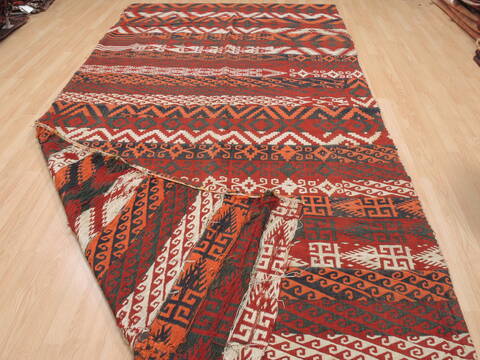 Kilim Red Flat Woven 64 X 123  Area Rug 100-110509 Image 6