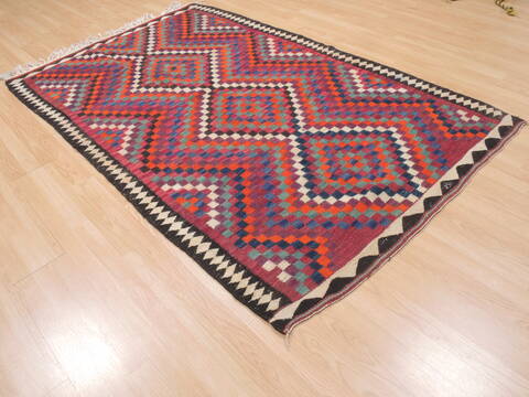 Kilim Red Flat Woven 48 X 75  Area Rug 100-110513 Image 3