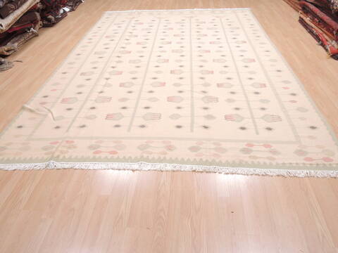 Kilim Beige Flat Woven 97 X 117  Area Rug 100-110557 Image 1