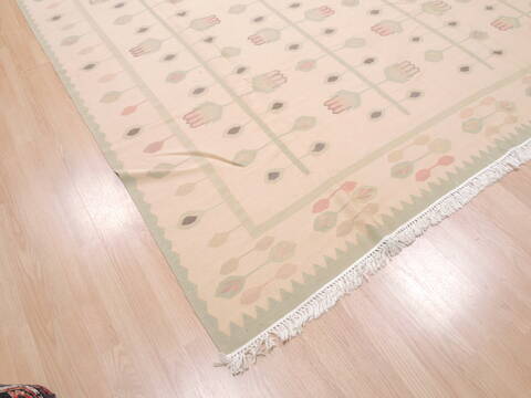 Kilim Beige Flat Woven 97 X 117  Area Rug 100-110557 Image 4