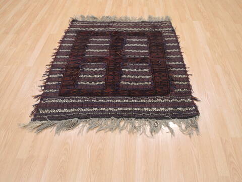 Kilim Red Square Flat Woven 38 X 41  Area Rug 100-110566 Image 1