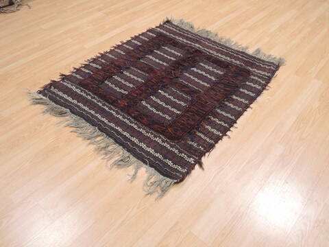 Kilim Red Square Flat Woven 38 X 41  Area Rug 100-110566 Image 2