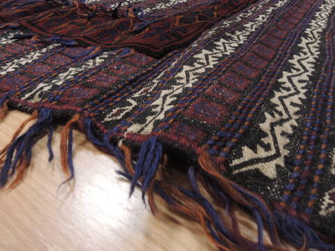 Kilim Red Square Flat Woven 38 X 41  Area Rug 100-110566 Image 4